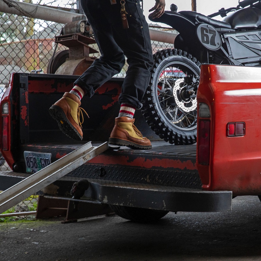 Licht Revival Kaki Danner